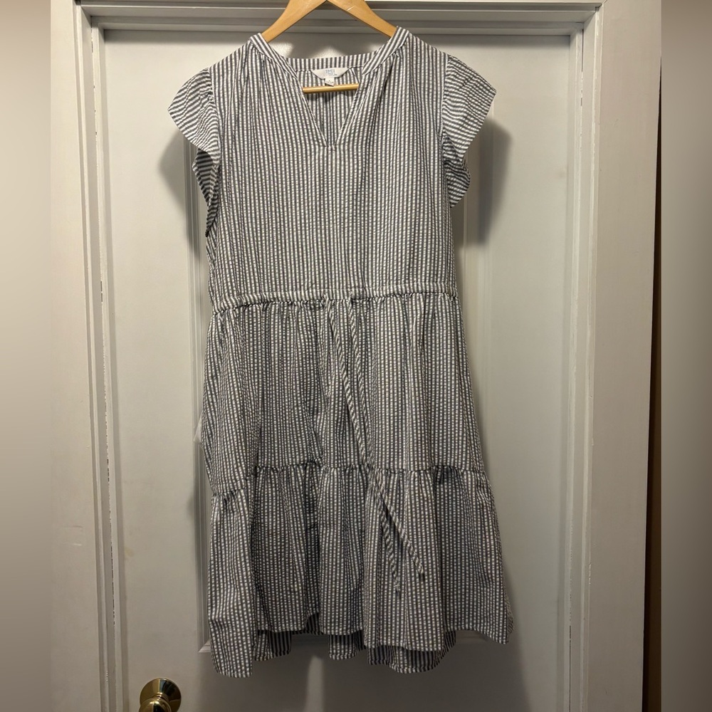 Time and Tru Gray White Striped Tiered Midi Dress Size L